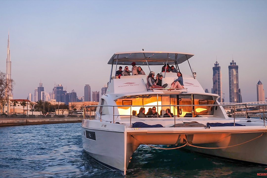 Dubai Marina: Özel Tekne Turu ve Palm Cumeyra Gezisi